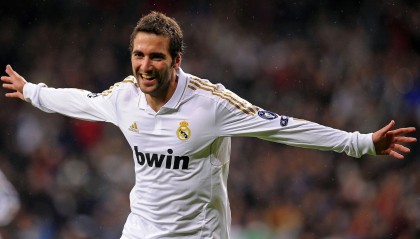 ayx体育下载-法甲裁判执法尺度引争议，场场皆精彩，法甲裁判名单